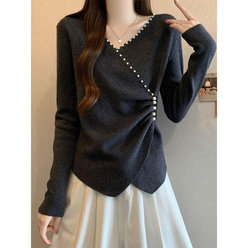 Plus-Size French-Style V-Neck Long-Sleeve T-Shirt for Women, Spring and Autumn, Slim-Fit, Waist-Cinching Knit Top for Curvy Figures