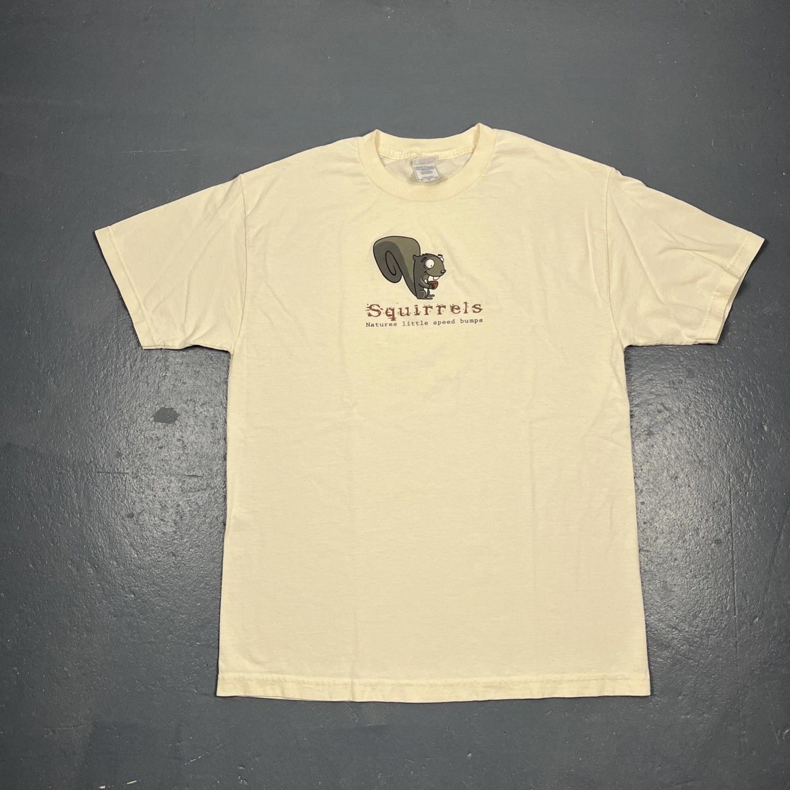 

Vintage Y2K Squirrels Natures Little Speedbump Tshirt Humor Large Beige VTG M