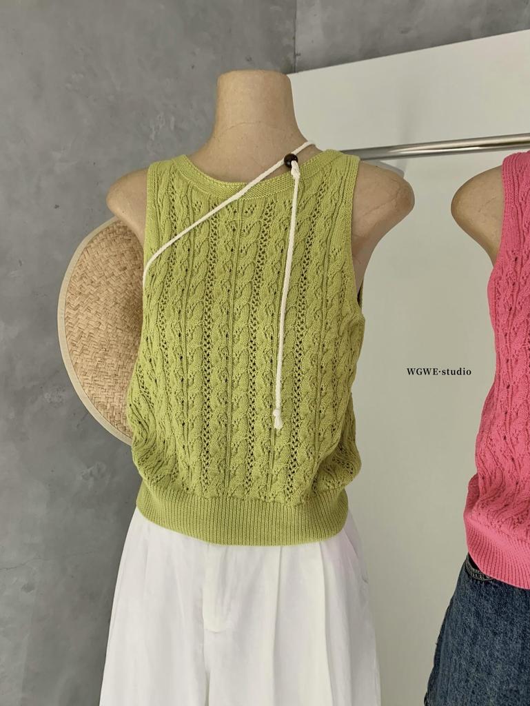 Guangzhou Thirteen Hong Sleeveless Slimming Cable Knit Round Neck Top