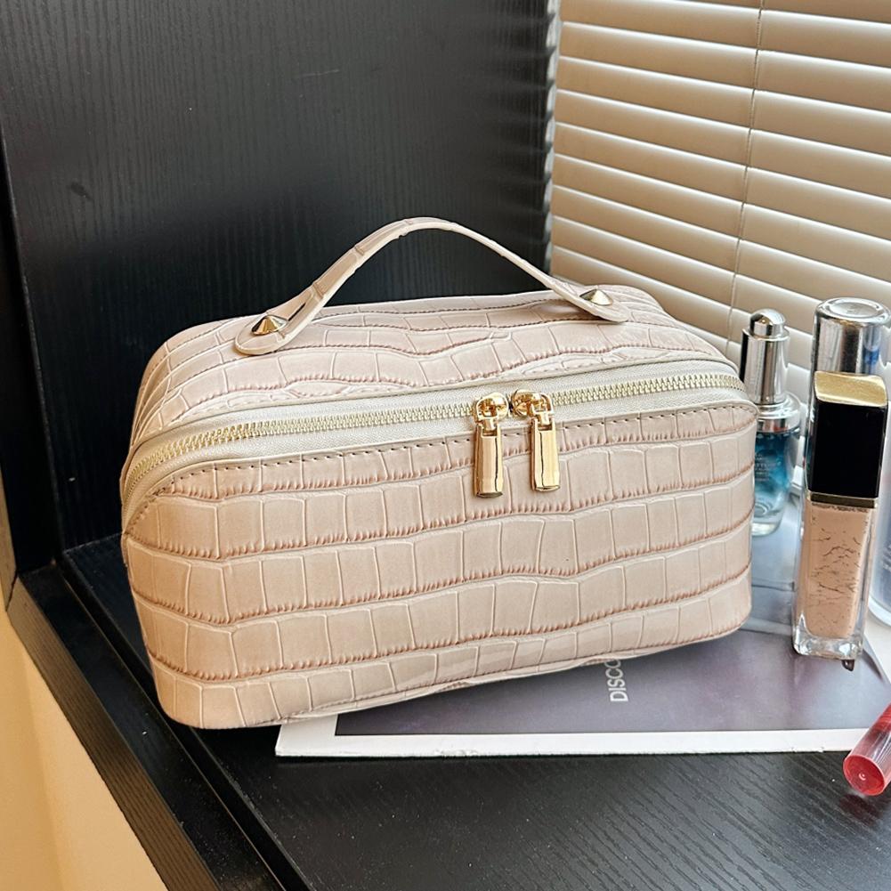 Large Capacity Makeup Storage Bags PU Leather Waterproof Cosmetic Bags Women Simple Travel Skincare Organizer Portable Wash Bags