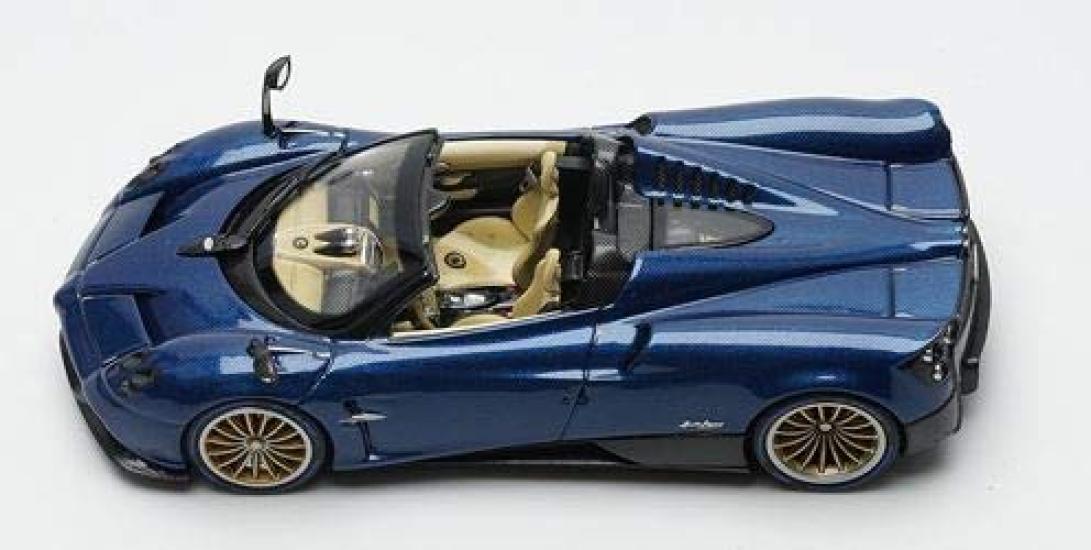 

Huayra Roadster 2017 Blu Danubio Масштабная готовая миниатюрная модель автомобиля 450303 Almost RealPagani - - 1/43 синий