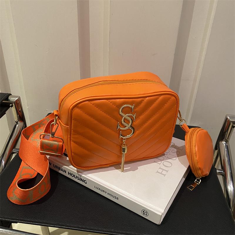 

Стильная женская корейская сумка-кроссбоди для камеры с широким ремешком 2025 - Новый нишевый маленький квадратный дизайн оранжевый