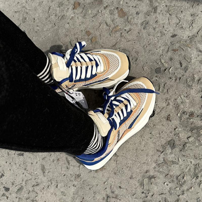 Thick Bottom Women Sneakers Casual Mesh Breathable Outdoor Anti-slip Wear Resistance Shoes for Women Flat Bottom Comfortable