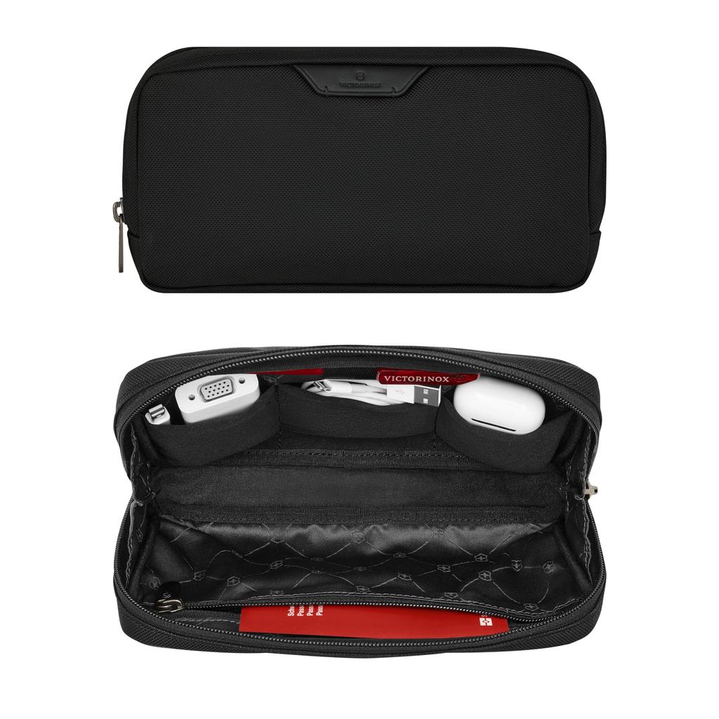 VICTORINOX Mythic Weekender Business Premium Leather Duffel Perfect for Business Trips and with Trolley Personalized and Product 653460 Bag, 35L, Bag,