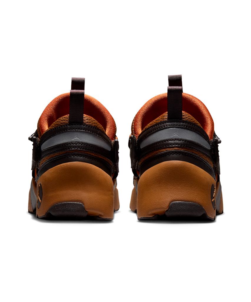 Nike Jordan Trunner Lx W - Light British Tan:Reflective Silver:White:Desert Orange / Hq2164-200