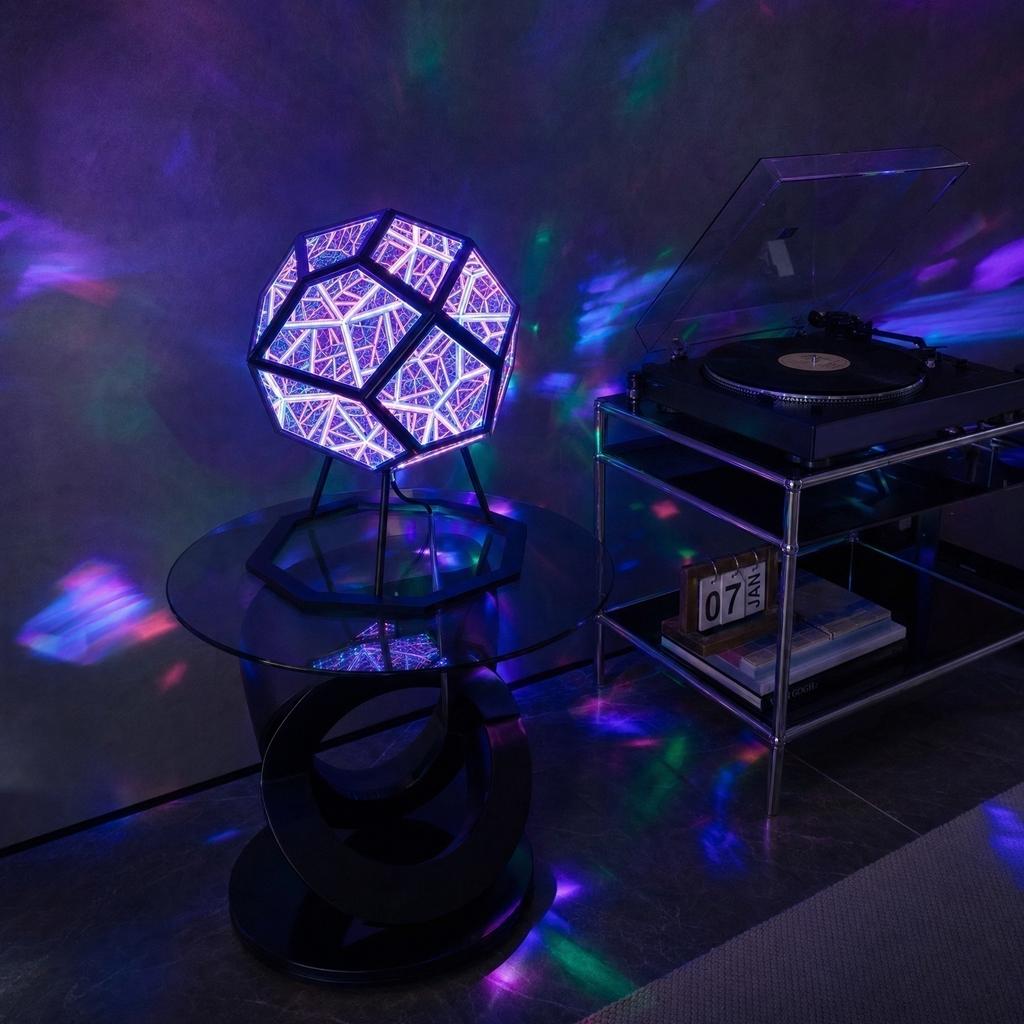 Geometric Dodecahedron Table Lamp with Modern Metal Frame and Multifaceted Panels for Ambient Lighting and Home Decoration