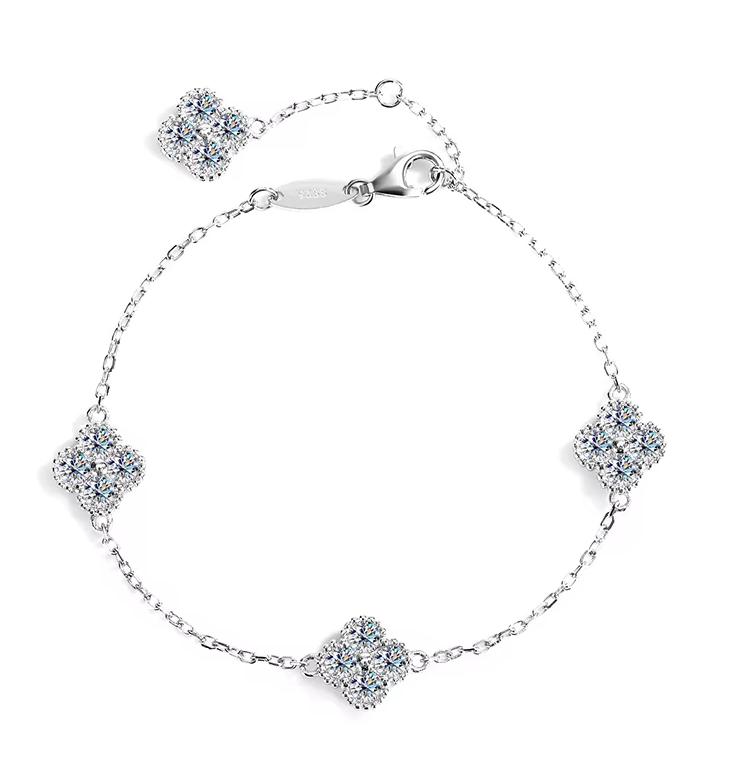 S925 Silver Four Leaf Grass Diamond Bracelet Full D Moissanite Adjustable Chain Wedding Engagement Party Women Birthday Gift