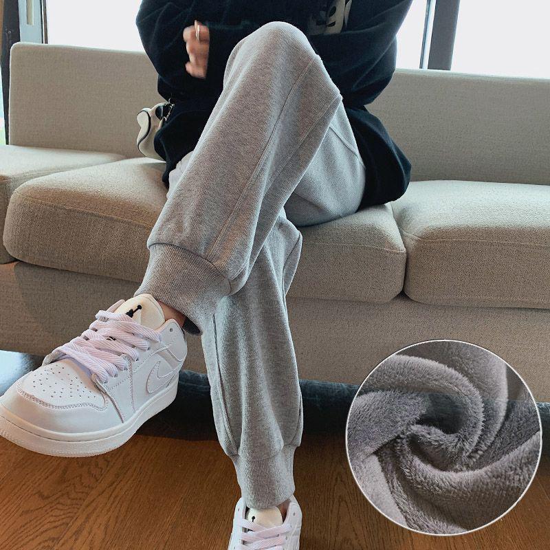 

Maternity Plus Velvet Thickened Casual Sports Pants - Warm Belly Support Cotton Sweatpants for Autumn Winter One Size (suitable for 90-115 lbs)