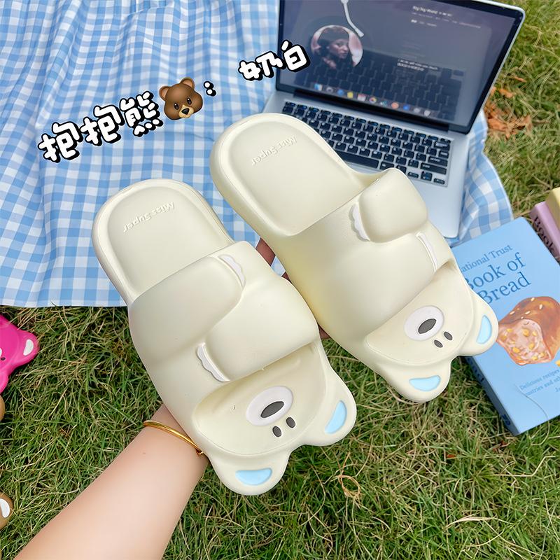 Fashion EVA Ugly Cute Funny Women's Slippers Bear Summer Sandals Fashion Versatile Lightweight Bathroom Bath Non-slip Slippers Ins 2025