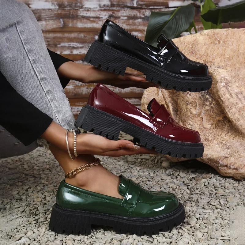 Womens  Leather Shoes British Style Fashion Soft Sole Loafers Women Thick Soles Comfortable Slip on Single Shoe Plus Size 43