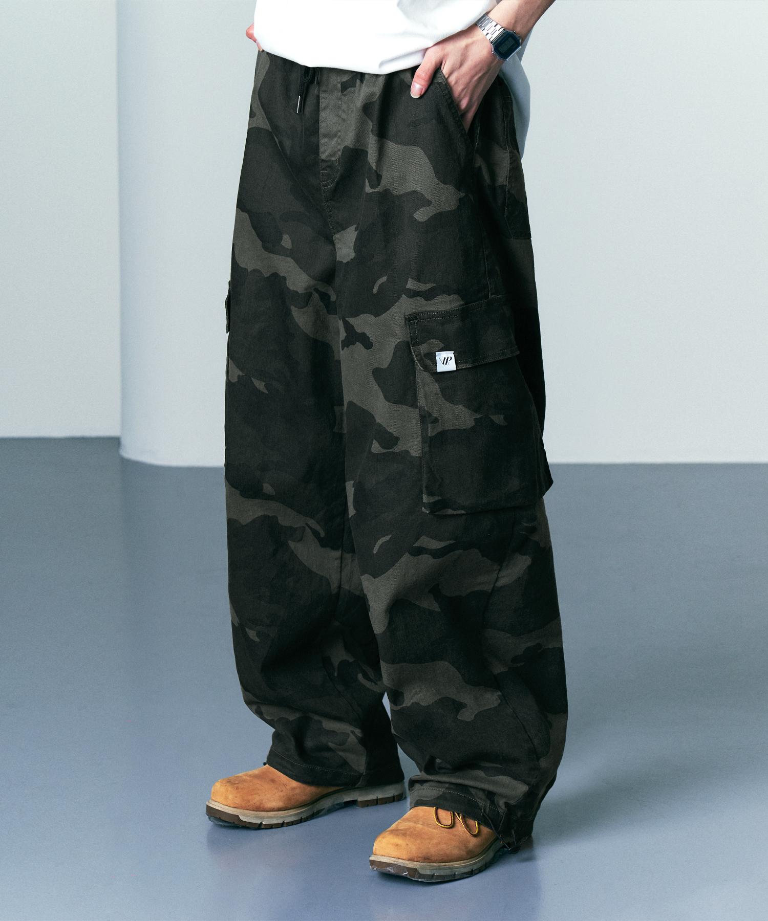 NP STUDIO Camo Washed Wide Cargo