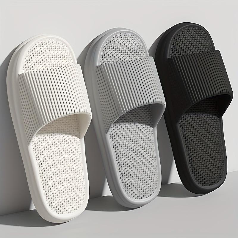 Bestellen Sie eine Nummer größer Sommer-Hausschuhe Flip-Flops Mann Indoor Home Frau Schuhe EVA weiche Sohle Hausschuhe Dusche Home Slides Paar rutschfeste Casual Sandalen