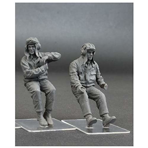 Miniart 1/35 Scale Soviet Tank Crew 1960-70s Plastic Model Kit (4 Figures) MA37037