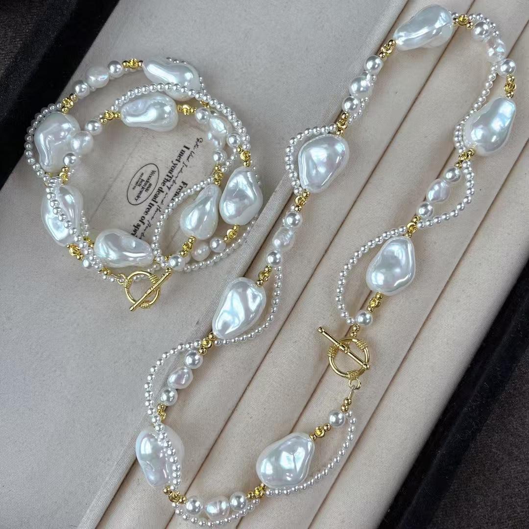 

Vintage Strong Light High Quality Artificial Crystal Baroque Pearl Double Woven Necklace Clavicle Chain