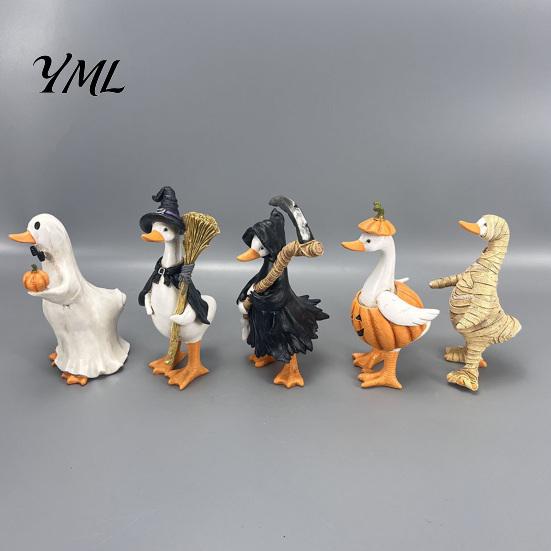 Funny Holiday Crafts Halloween Figurines Table Decor, Cute Ghost Duck Ornament, Resin Statue Festive Window Displays Figurine for Centerpiece