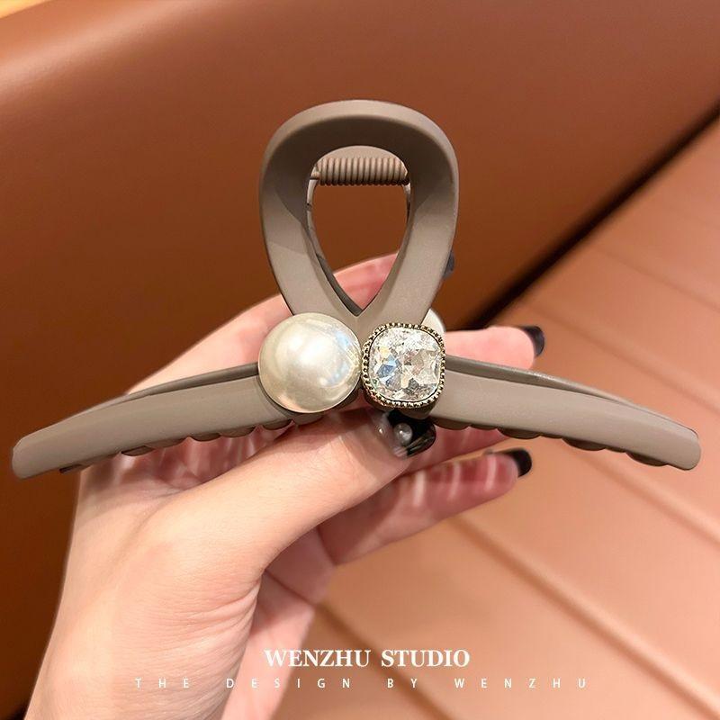 Elegant Large Shark Hair Claw Women Luxury Back Head Hair Clip Daily Fashion Hair Accessories
