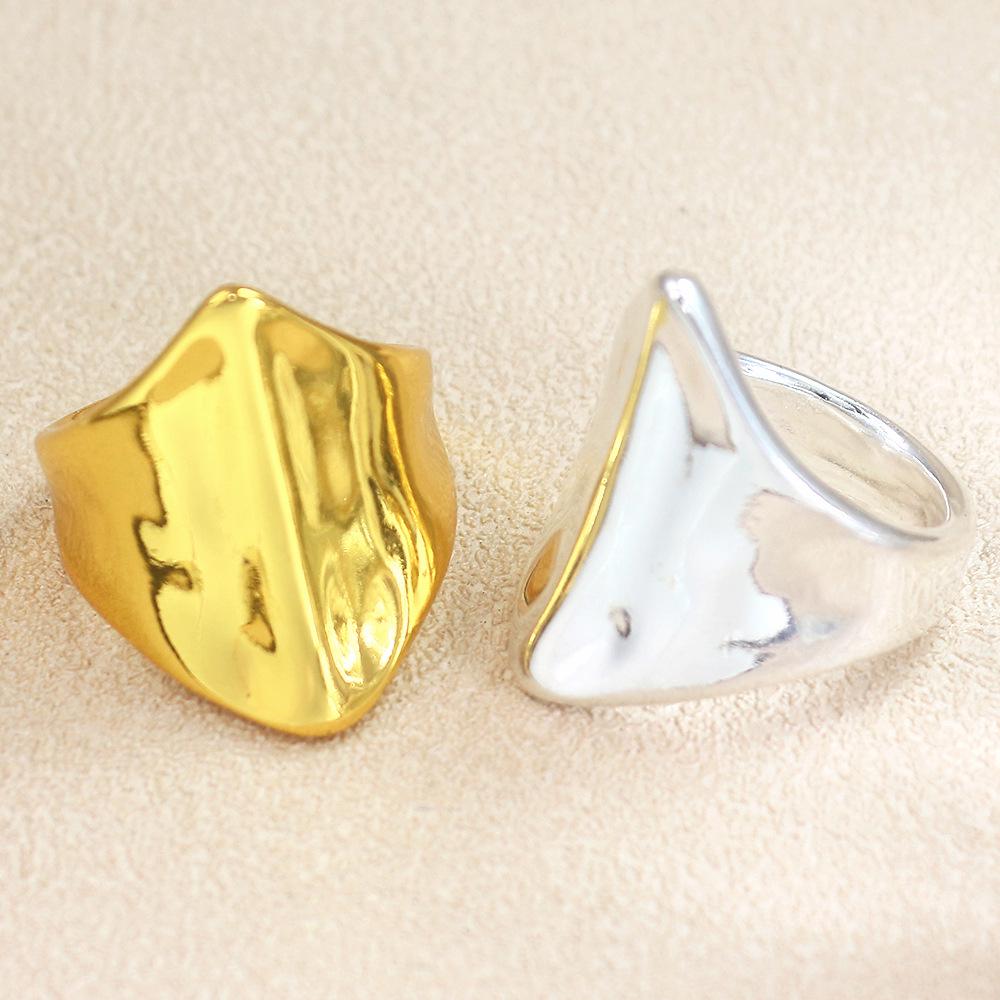 Spanish UNOde50 Irregular Wide Smooth Women s Ring - Exaggerated Design Size 9