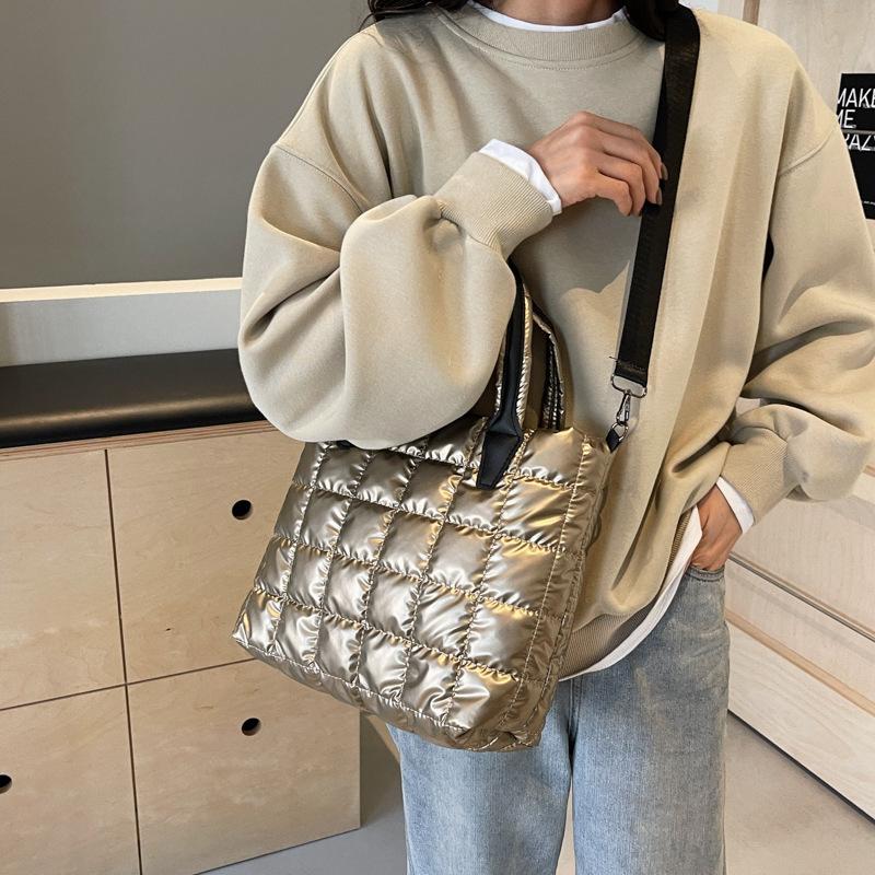 Women Shoulder Bags Ladies Large Capacity Handbag Quilted Padded Tote Bag Nylon Solid Color Satchel Puffer Crossbody Bag