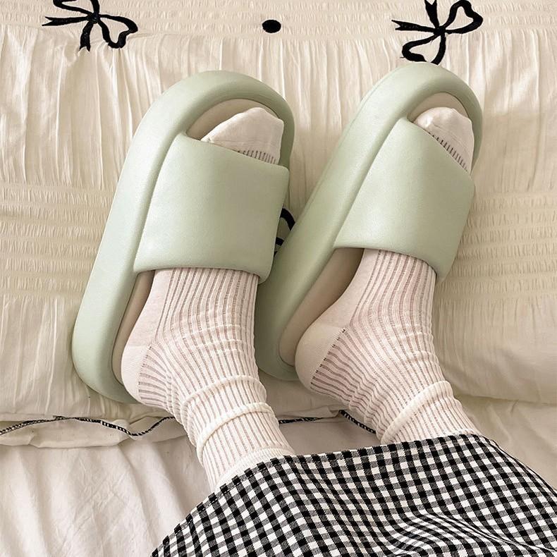 Green Shit-stepping Thick-soled One-word Slippers Women's Summer Wear Soft-soled Non-slip Cool Slippers