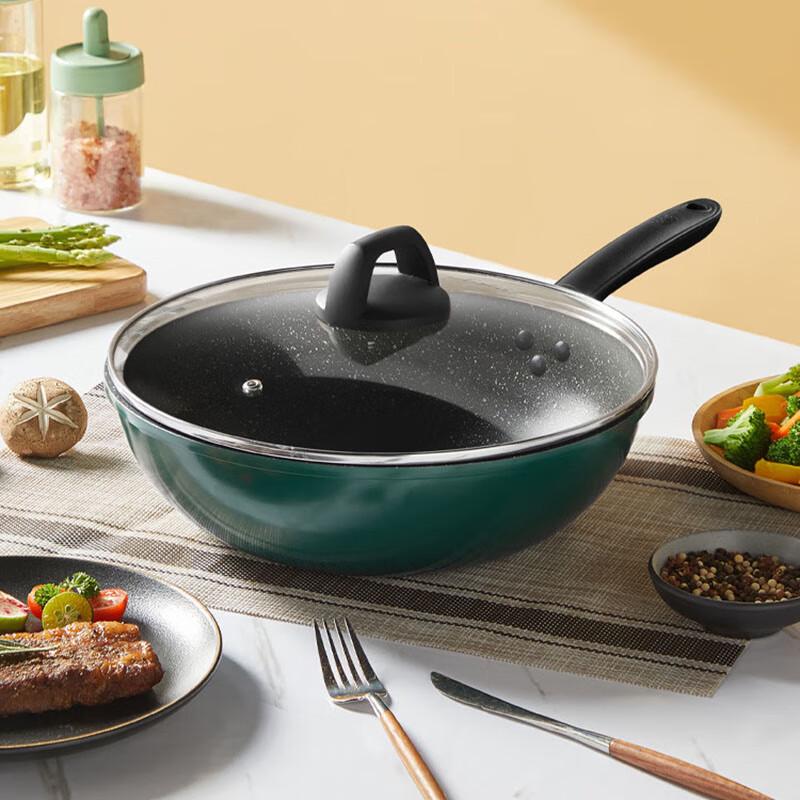 Chui Da Huang 32cm Titanium Non-stick Wok