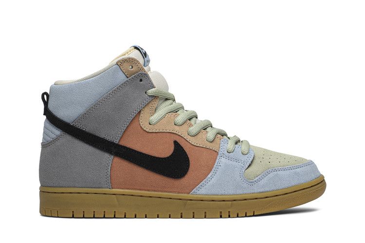Nike SB Dunk High Spectrum