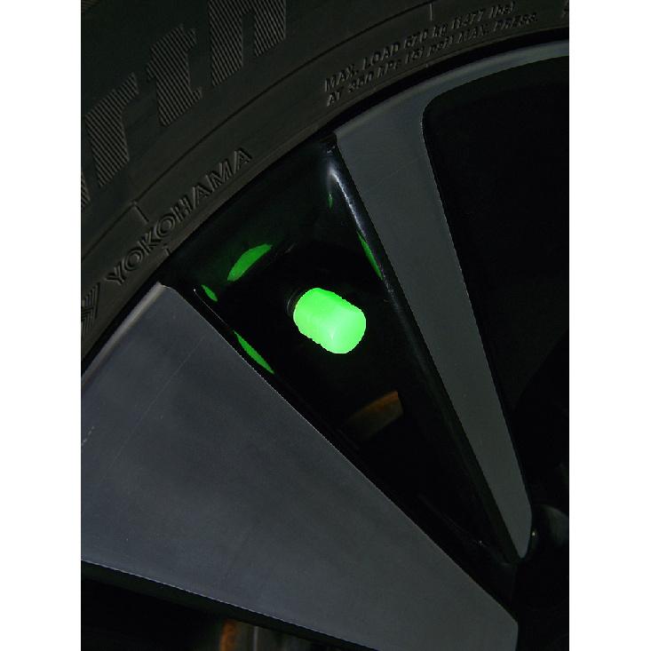 Luminous Valve Caps Car Tire Fluorescent Tyre Valve Stem Decor Luminous Cap Night Glowing Wheel Hub Nozzle Valve Caps Valve Stems 1