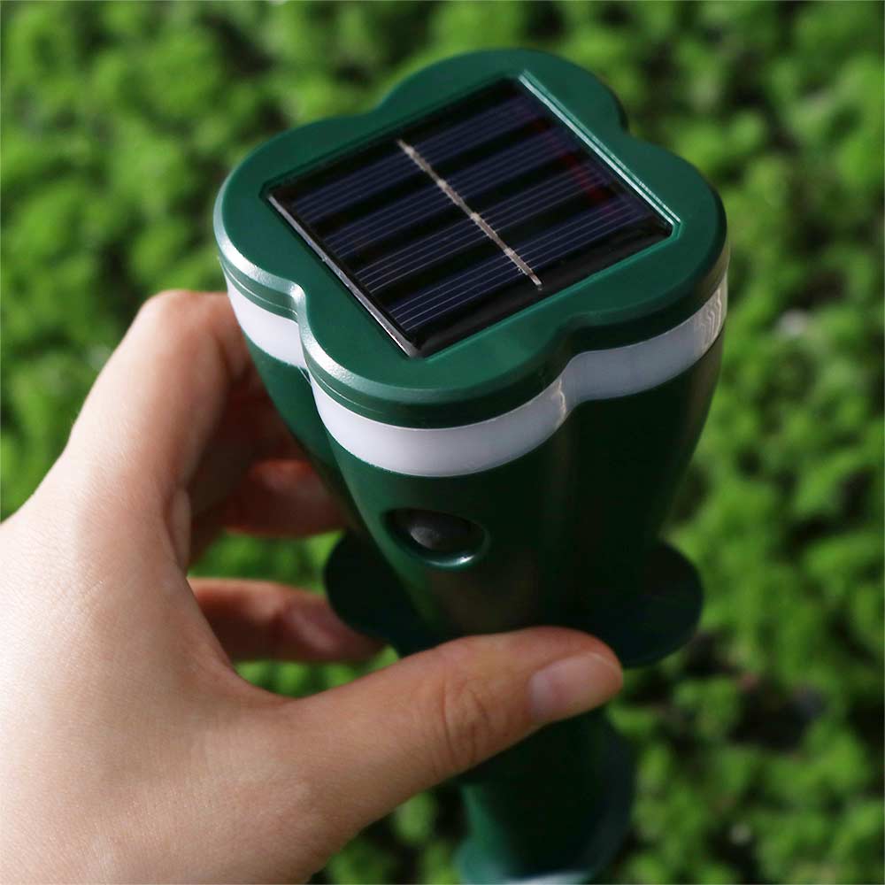 Ultrasonic Gopher Repellent Waterproof Groundhog Deterrent Solar Powered Mole Repellent  Farmland