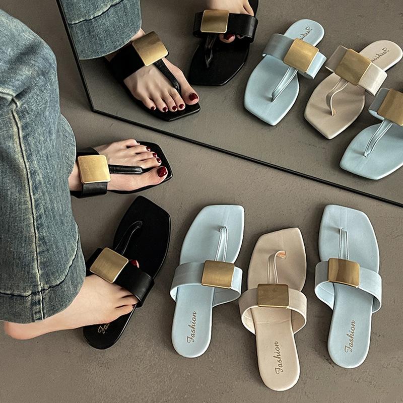 Metal buckle square head pinch foot flat-bottomed slippers women's 2025 spring new open-toed soft-bottomed flat-heeled sandals slippers