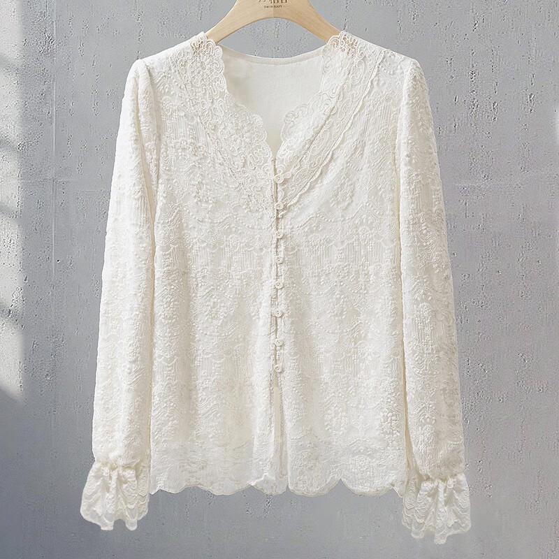 Elegante Damenbluse mit V-Ausschnitt, Spitzenbesatz und Fleece-Futter