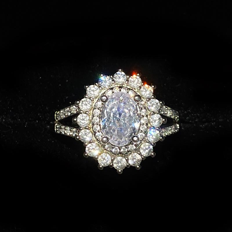 2026 Aquamarine Sunflower Ring Women s Light Luxury High-End Full of Diamond Flower Ring Resizable