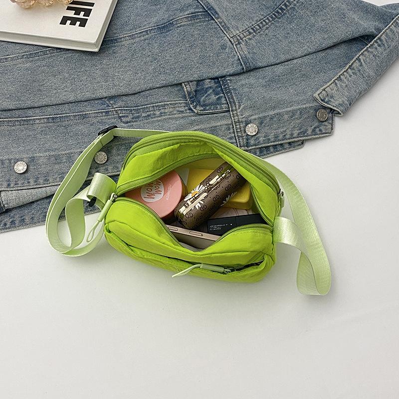 Nylon messenger bag women's new model, women's bag casual shoulder bag light small bag large capacity small cloth bag