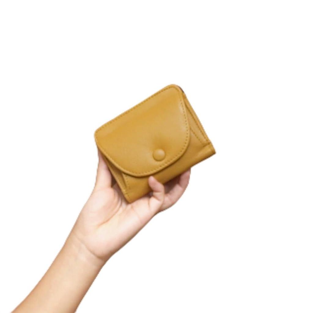 Cowhide bifold wallet