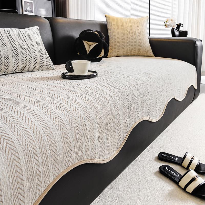 

Special-Shaped Fish Bone Pattern Sofa Cushion Irregular Sofa Cloth Four-Season Universal Light Luxury Non-Slip Sofa Cover Cover 70*70cm