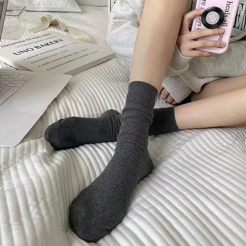 Brown Socks for Women in Autumn and Winter, Sea Salt Cream Rolls, Multi-color Mid-calf Pile Socks, Versatile Khaki Socks for Women