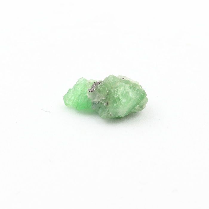 Grenat Tsavorite - Naturel - 2.325 ct - Manyara, Tanzanie - Certificat d'authenticité - Dimensions 10x6x7 mm