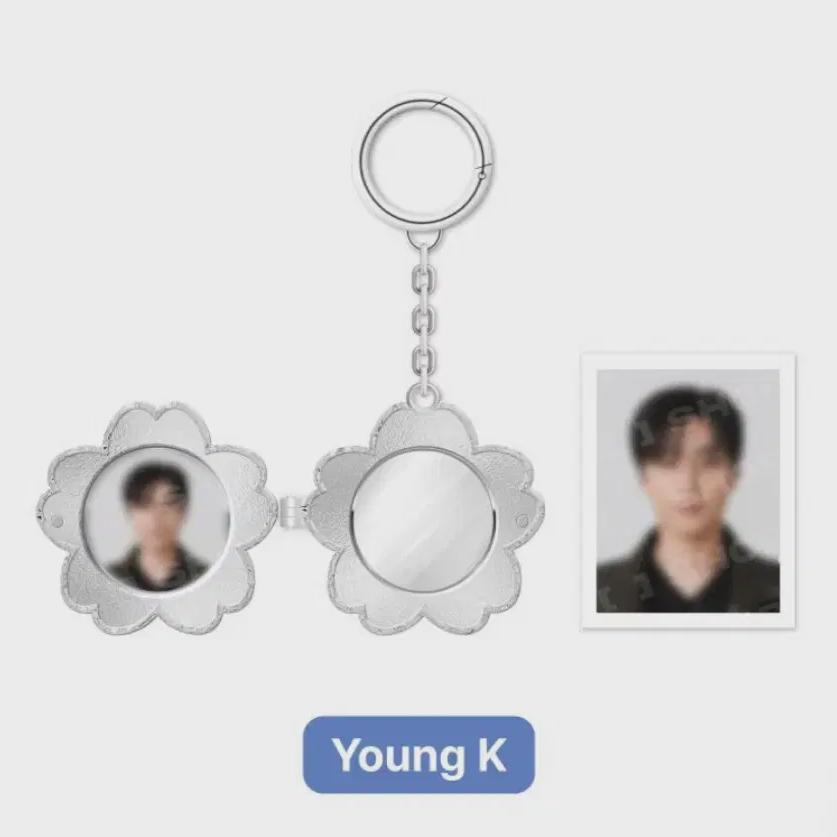 

Day6 Forever Young Rocket Pendant Young K
