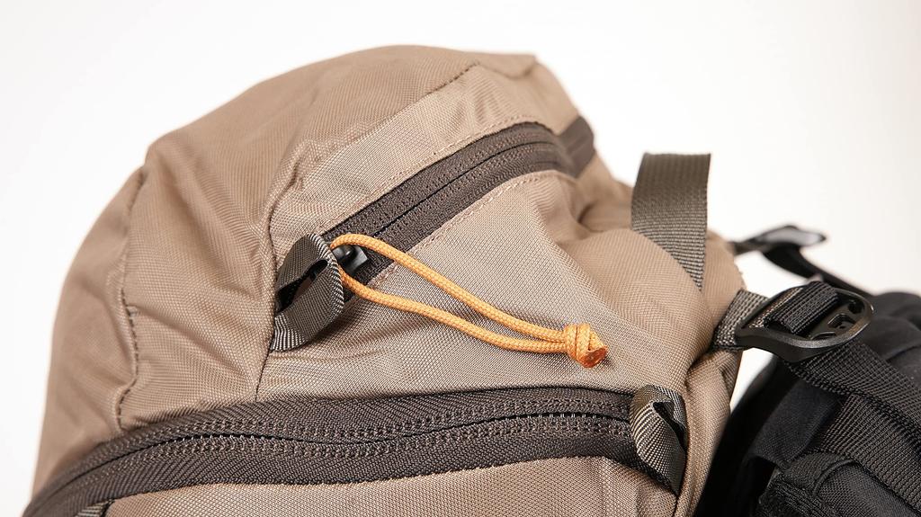 [Mystery Ranch] COULEE 20 (19761537) Stone SM