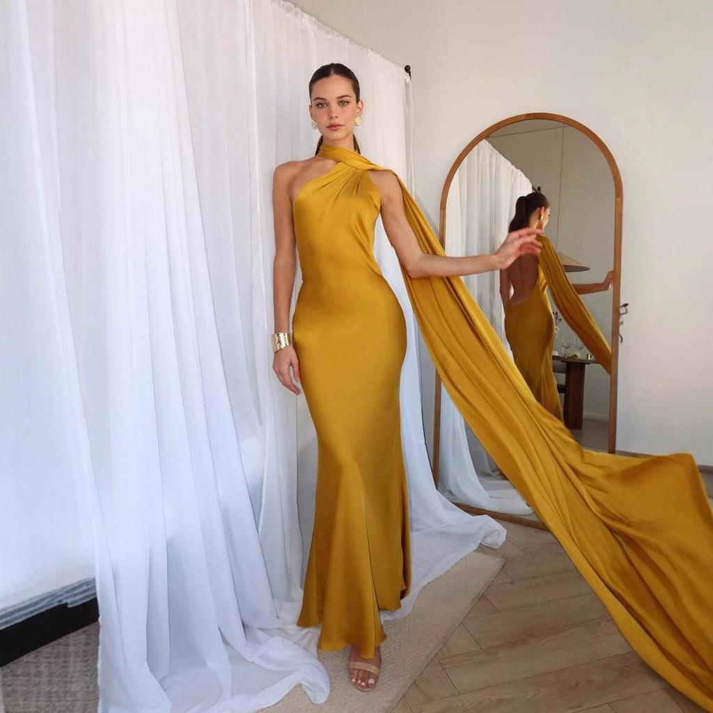 2025 Summer Trendy European & American Women's Halter Cape Slimming Dress