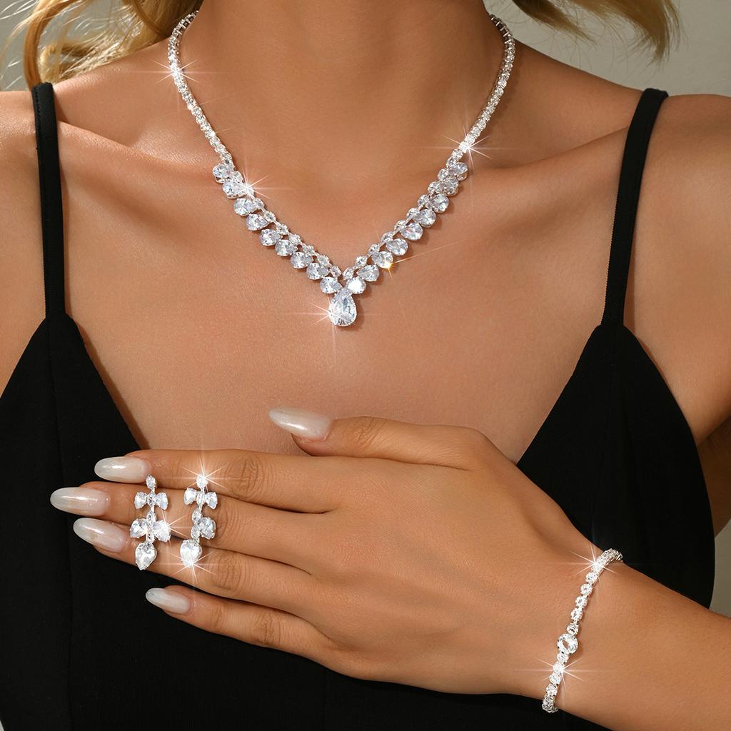 Beautiful Wedding Dress Accessories Dinner Jewelry Exquisite Bridal Water Diamond Jewelry Necklace Earrings Bracelet Set Women
