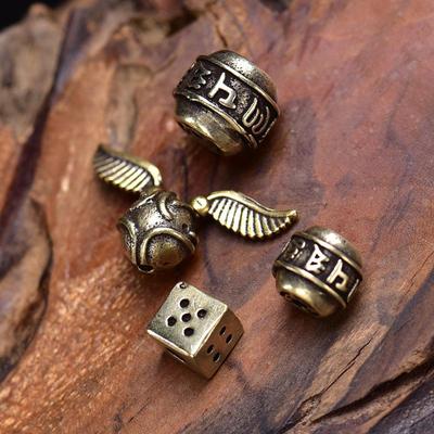 Bracciale fatto a mano fai-da-te con perline per la vita in rame, ciondolo buddista e perline distanziatrici quadrate