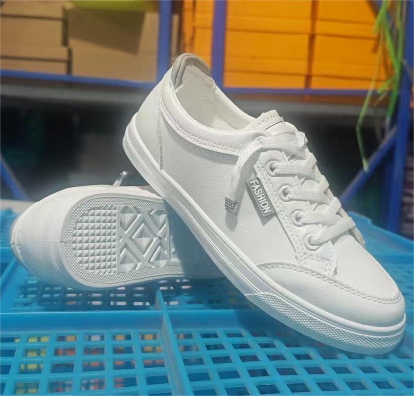 Fashion Women's Vulcanize Shoes Casual Breathable Sneakers Spring Summer Solid Color Mesh Sports Footwear Fashion Women White Trainers