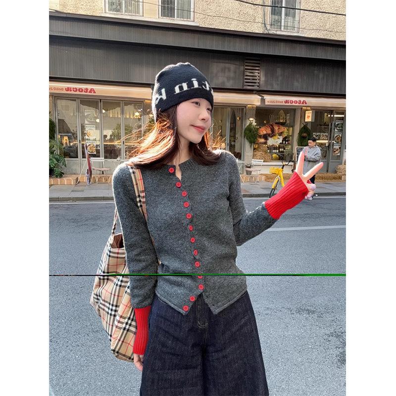 Kontrastfarbe Retro-Chic Strick-Cardigan Damen Herbst und Winter Schlank und dünn Einreiher Mode Pullover Jacke Top