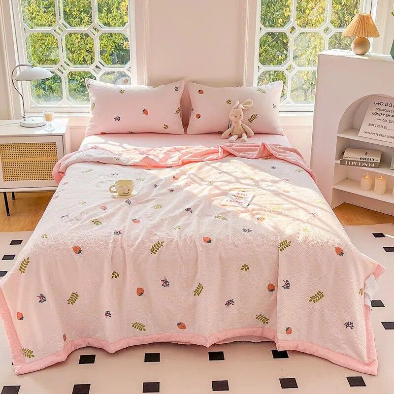 Cute Cartoon Printed Thin Blanket Summer Cooling Air Condition Quilt Single Double Bed Household Lightweight Comforter Bedspread