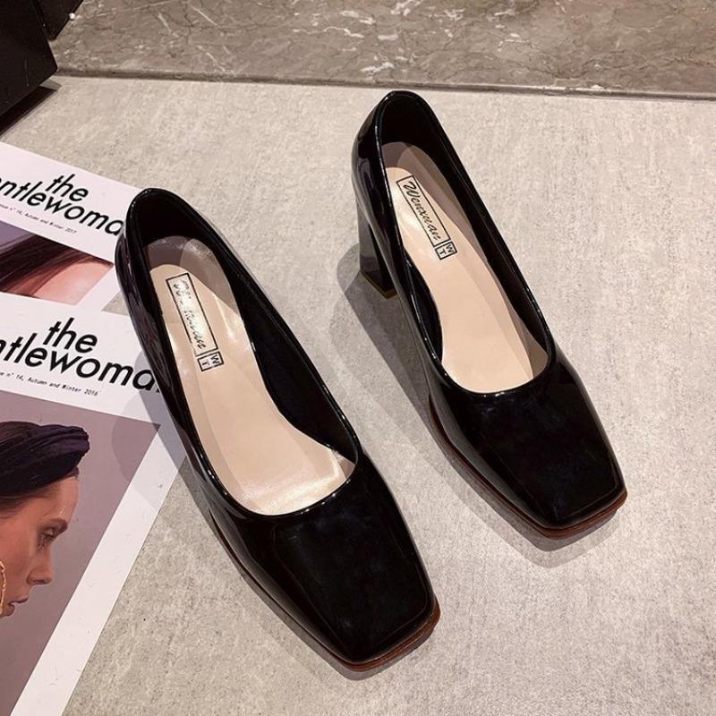 High-heeled Single Shoes Women's Spring and Autumn Models Mid-heeled Retro Square Head Thick-heeled Shoes Gentle Fairy Soft Leather Grandma Shoes