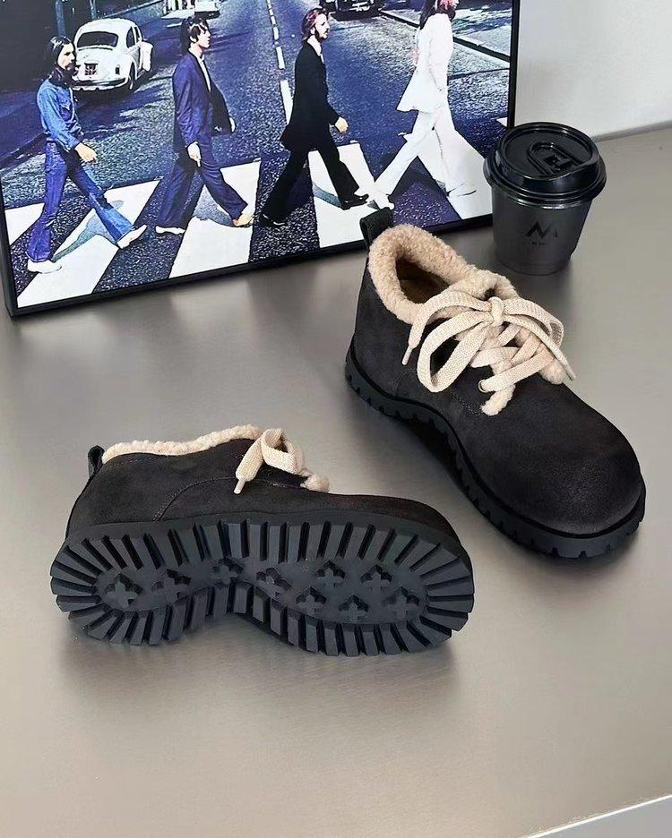 

Retro polished personalized matte leather small short boots women s 2025 new inner height increase British style side zipper Martin boots 35 чёрный