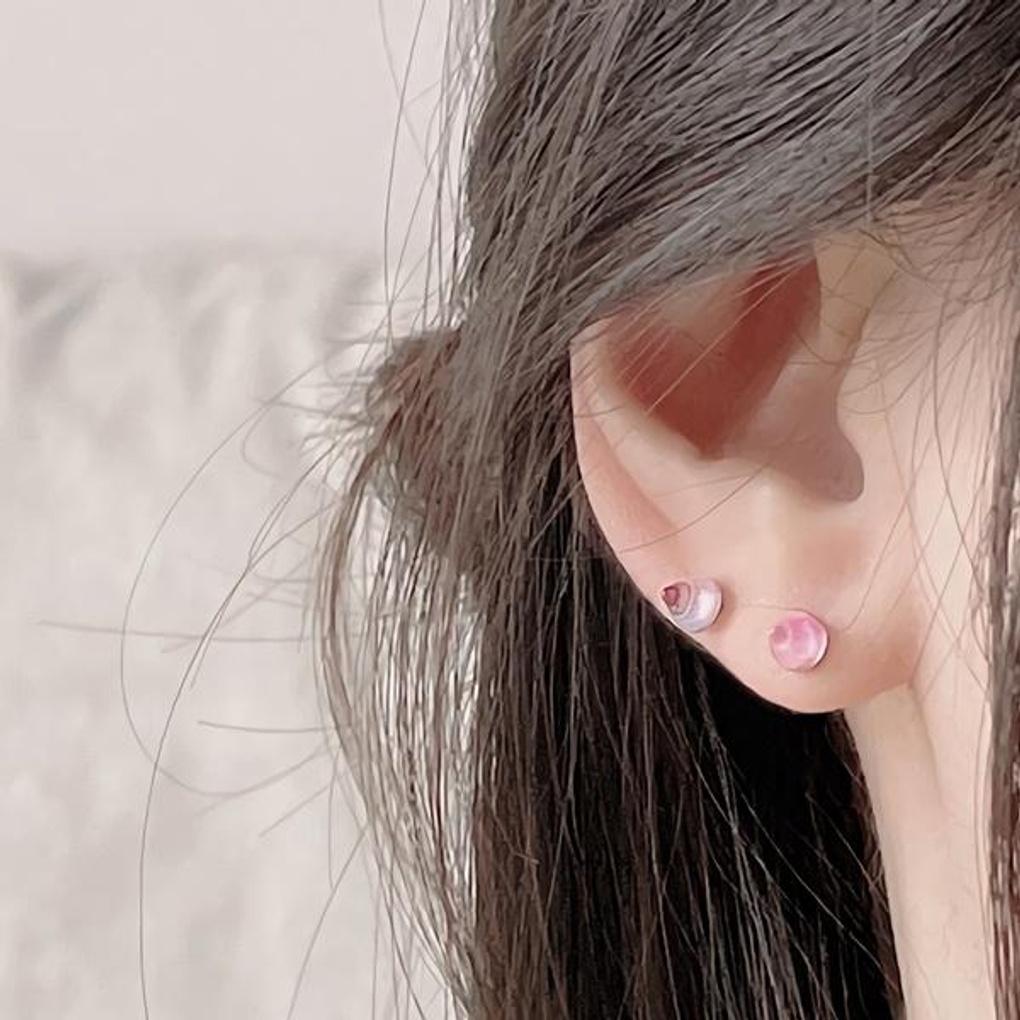 

Women s Surgical Steel Cute Acrylic Triangle Horn Piercing Glossy Green