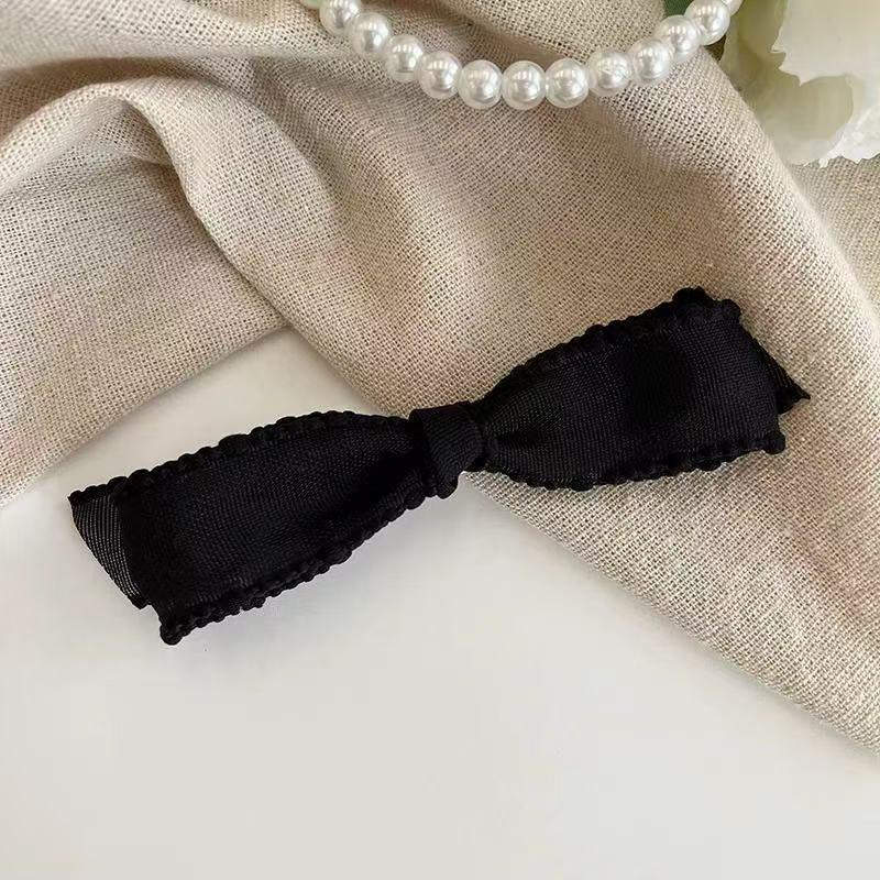 Gentle White Lace Bow Duckbill Clip for Bangs & Ponytails