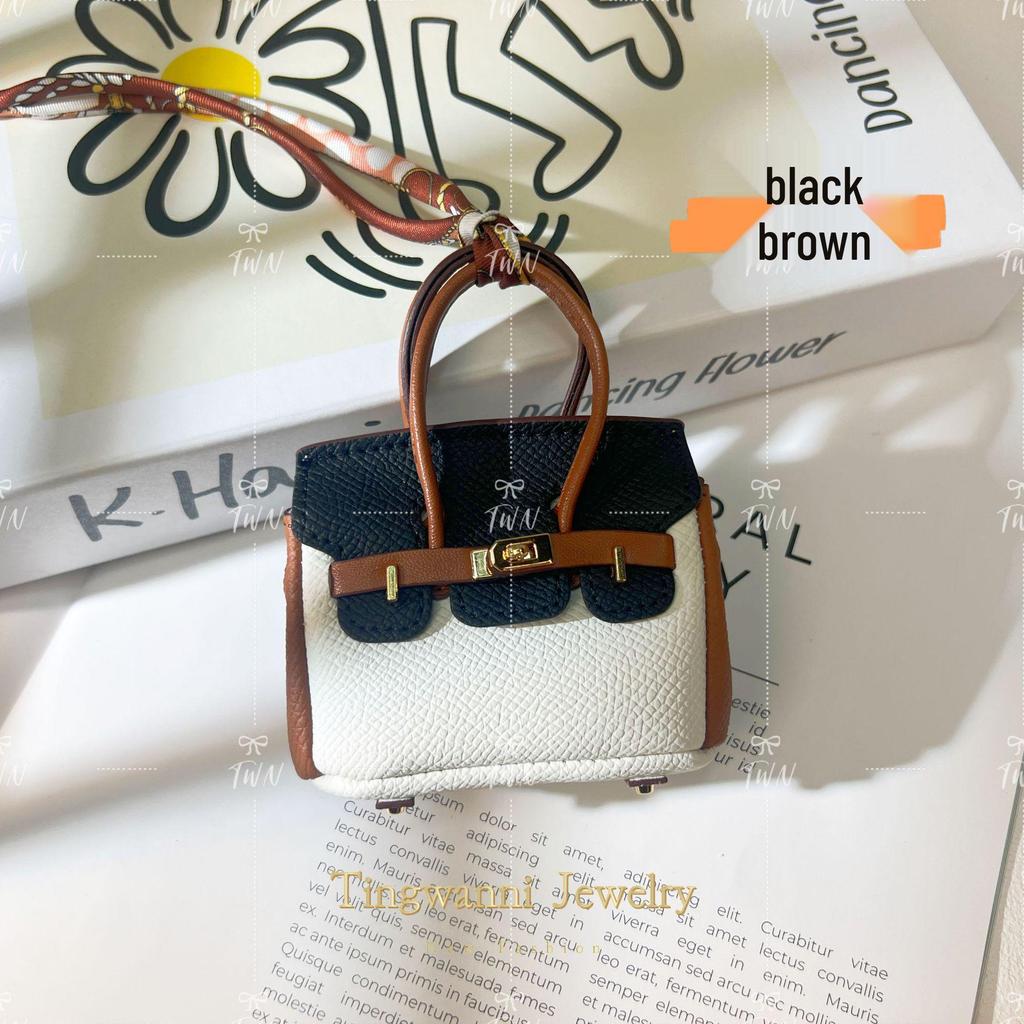 Modny mini breloczek do torebki: Uroczy Pouch na Słuchawki, Portmonetka i Breloczek do Kluczy Samochodowych dla Kobiet