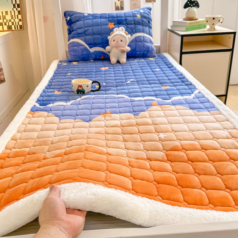 Coral milk fleece thickened flannel mattress cover blanket mattress quilt bedding mattress