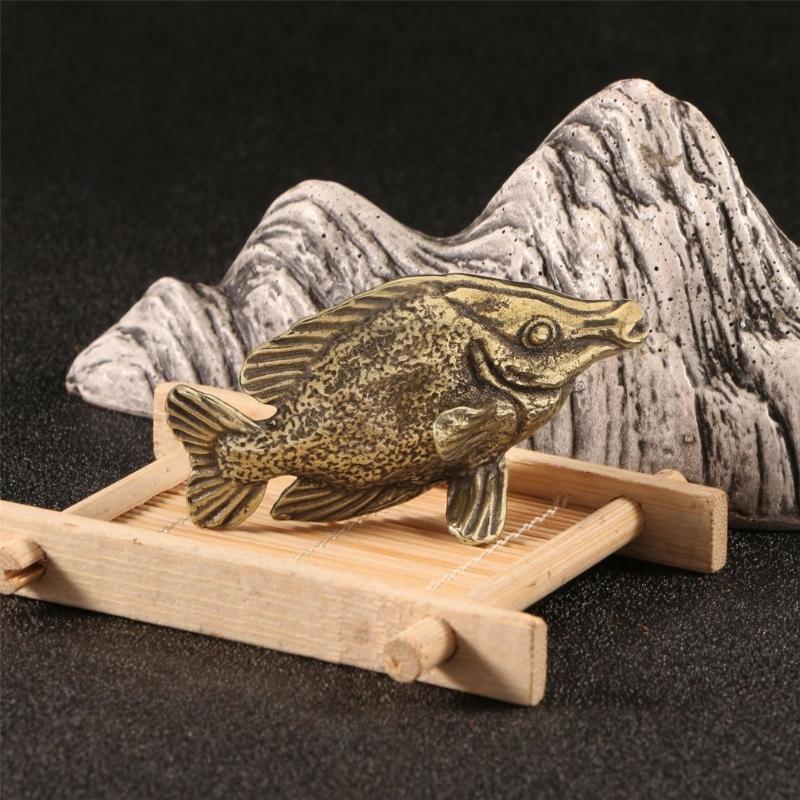 

Fish Decors Figurines Brass Animal Statue Fish Decorative Objects for Living Room,Bookshelf,Side Table Decorations CN